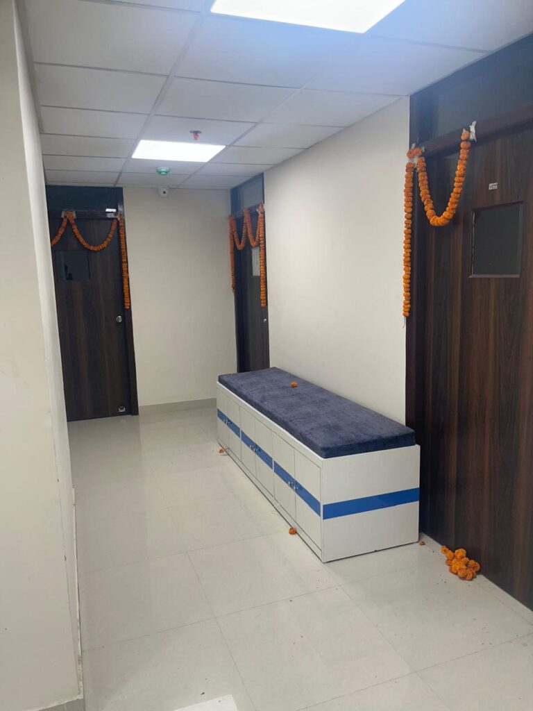 whatsapp image 2025 11 16 at 21.36.25